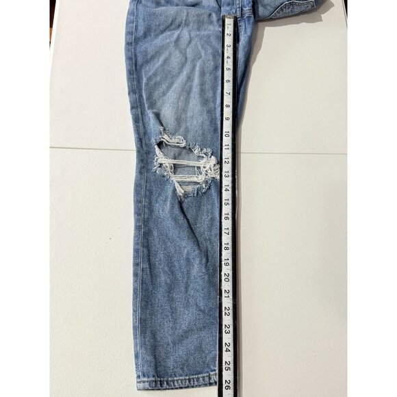 American Eagle High Rise Mom Jeans Distressed Ripped Knee Blue Size 2 Regular - Picture 9 of 10